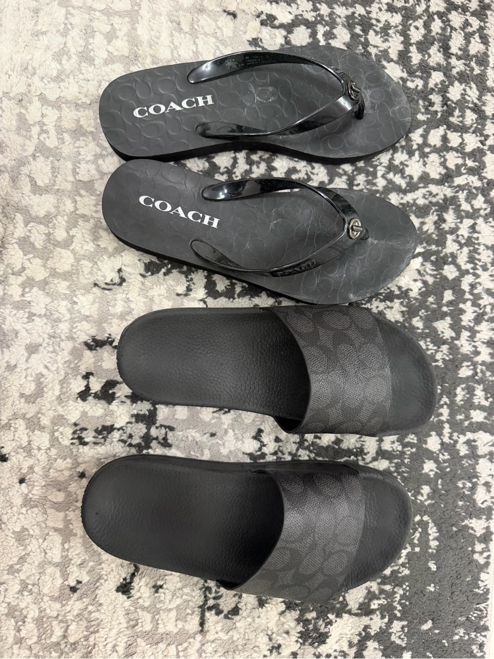 COACH Women’s  Black Logo Flip Flops and Slide Sandals